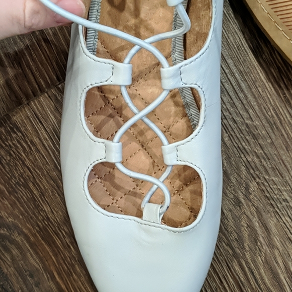 Gray UGG flats - Picture 3 of 4